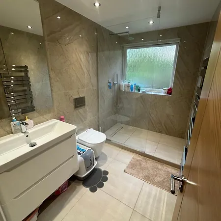 Wembley Stadium Large Double Room London Exterior photo